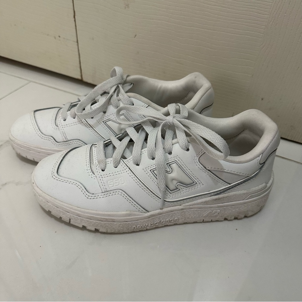 New Balance 550